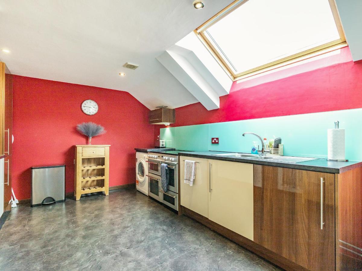 Вилла The Hayloft Whaley Bridge Экстерьер фото